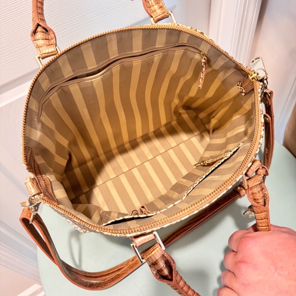 Brahmin Handbag, Tan Leather, Snakeskin Look - Picture 9 of 10